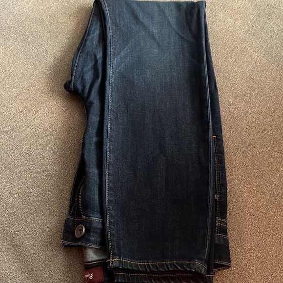 Raven Denim jeans - Picture 2 of 4